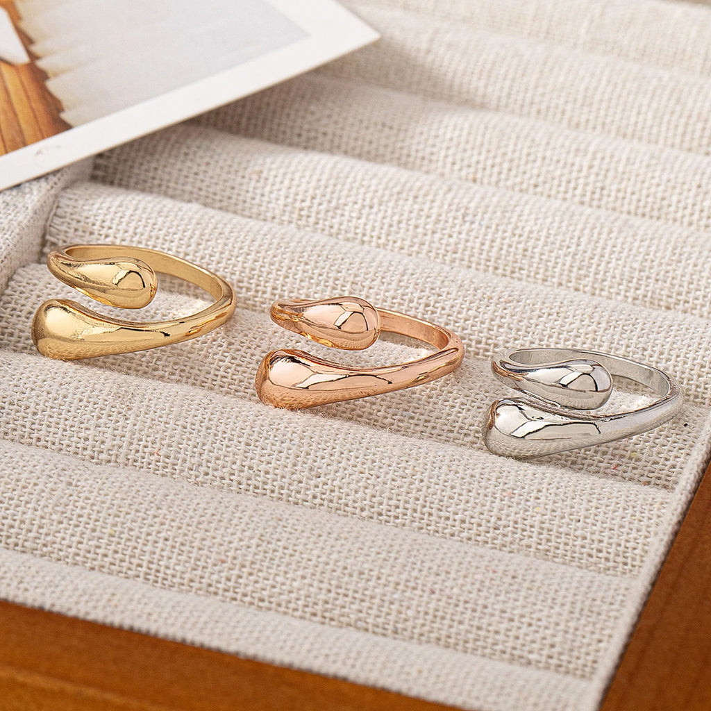 Anello singolo da donna, semplice anello aperto a goccia d’acqua, adatto per l’uso quotidiano e per le vacanze.