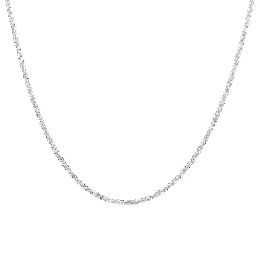Collana semplice e brillante da donna, colore argento, stile choker, perfetta per look eleganti, matrimoni e feste.